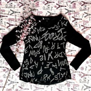 Parkhurst Black Wide-Collared V-Neck Random Letter Graphic Pullover Sweater
